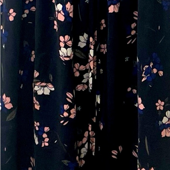 NEW… 41 Hawthorne Claira Floral Dress - Picture 5 of 5